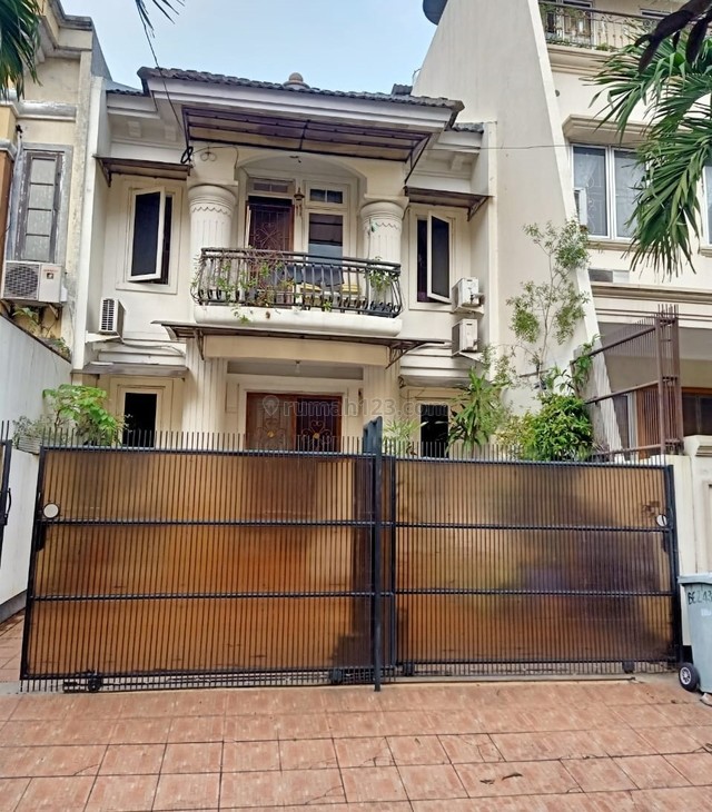 Disewakan rumah cantik furnished di Cira Garden 2 Ext, Kalideres - Jakarta Barat #0046-JAH, Kalideres, Jakarta Barat
