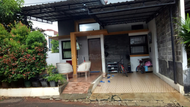 Rumah Cantik Asri Siap Huni Di Area Bedahan Sawangan Depok dekat Pintu TOLL 5 menit, Sawangan, Depok
