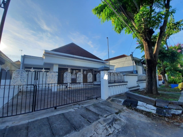 pusat kota Sumatra cck utk kantor, kursus, tempat tinggal. siap pakai, Gubeng, Surabaya