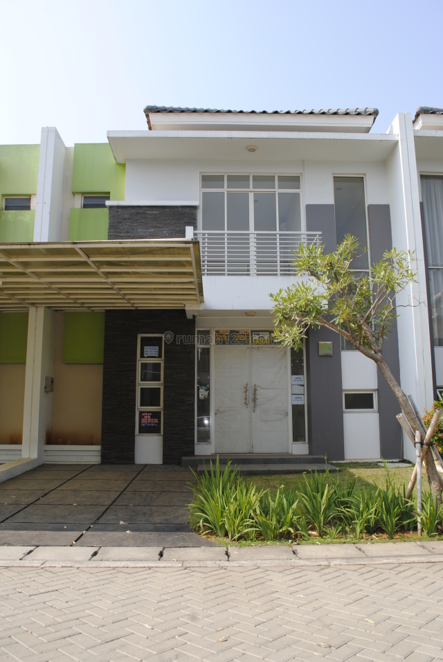 Rumah di Green Lake City , Cluster Amerika Uk.8x18 m2 , Ac 4 Unit , Hrg: 60 jt / thn , Siap Huni, Green Lake City, Jakarta Barat