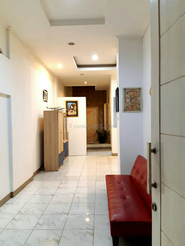Rumah minimalis 2lantai, komplek, LT 90 m2, 3+1 KT, harga 2.1 Milyard, Sunter, Jakarta Utara