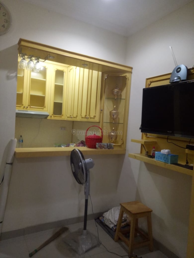 RUMAH DI GREEN LAKE CITY CLUSTER WEST EUROPE 4x15 FULL FURNISHED , RUMAH DI JAKARTA BARAT 4x15 FULL FURNISHED, Green Lake City, Jakarta Barat