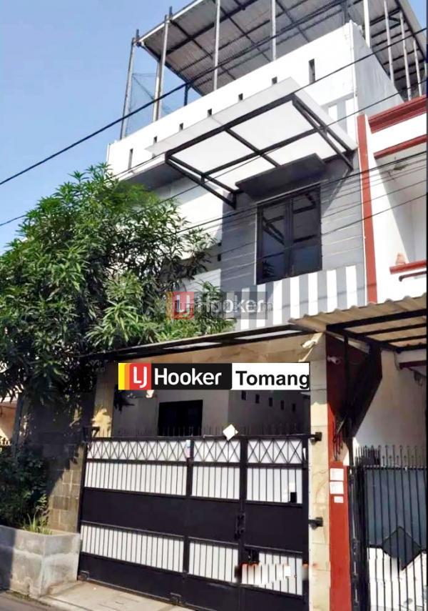 RUMAH Terawat Furnished Siap Huni daerah Tomang Jakarta Barat, Tomang, Jakarta Barat