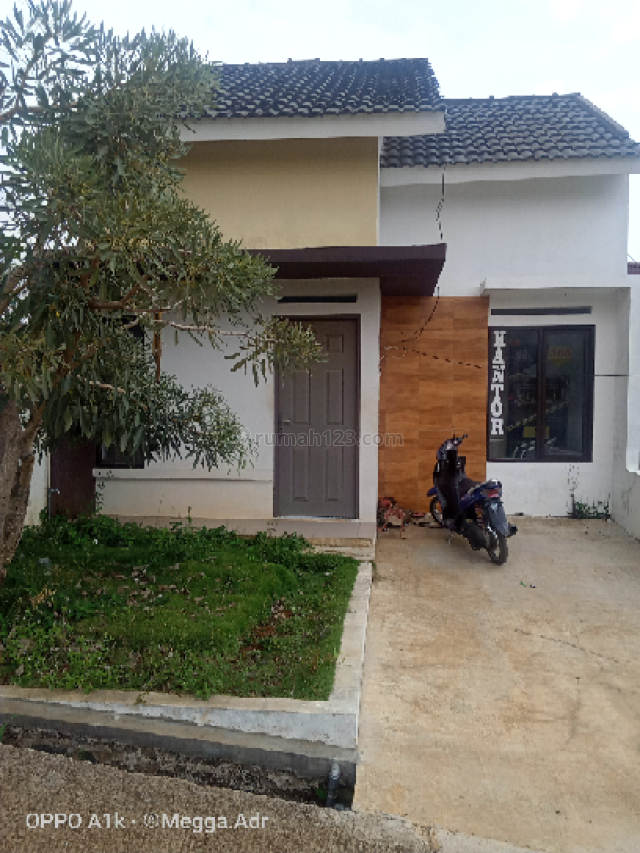 Rumah Asri, Strategis, dengan konsep Minimalis, Padalarang, Bandung