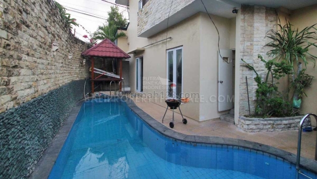 3 Bedrooms Minimalis Villa Jimbaran area, Jimbaran, Badung