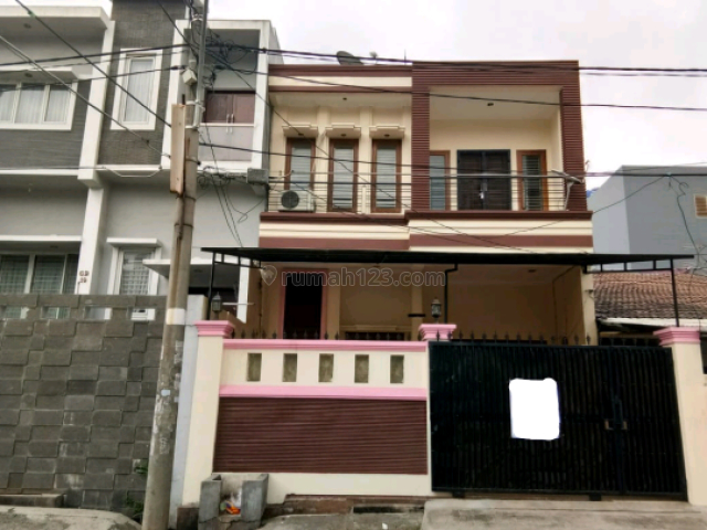 Rumah 2 lantai di Taman Ratu, Jakarta Barat, Taman Ratu, Jakarta Barat