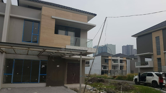 Rumah cluster serenade lagoon type maple siap huni, Pantai Indah Kapuk, Jakarta Utara