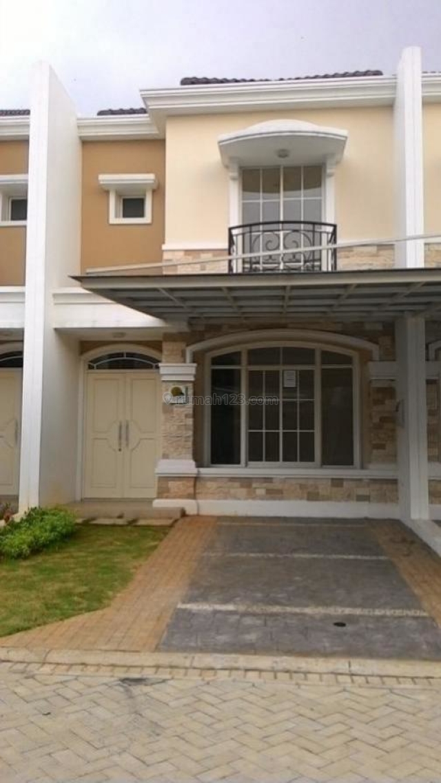 Rumah di Green Lake City , Cluster West Europe Uk.6x15m2 , AC 3 Unit , Hrg: 50 jt / thn , Green Lake City, Green Lake City, Jakarta Barat