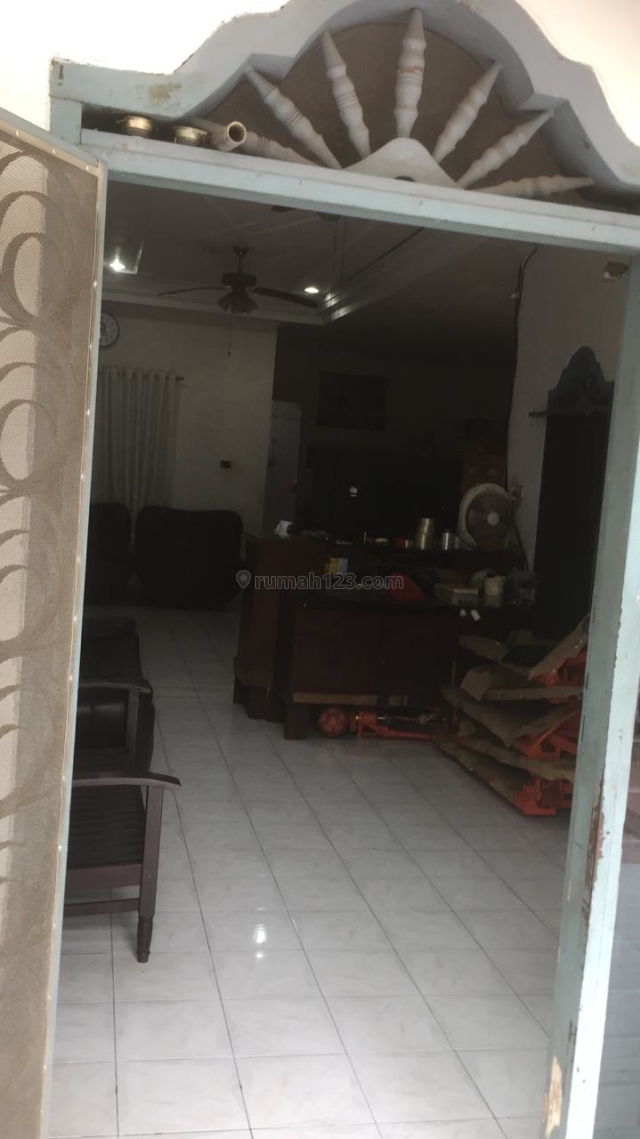 Rumah Tua Pluit Sakti Hitung Tanah, Pluit, Jakarta Utara