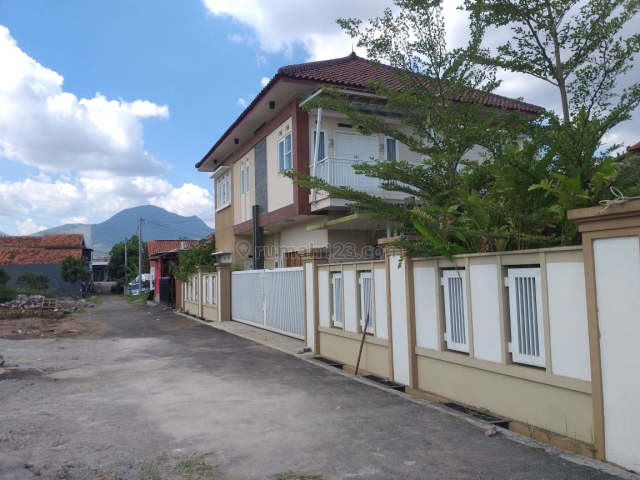 Rumah mewah lengkap dengan furniture siap huni Cibiru, Bandung! Nego sampai jadi, Cibiru, Bandung
