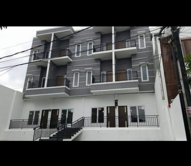 RUMAH GANDENG 4 DI GREEN VILLE, Green Ville, Jakarta Barat