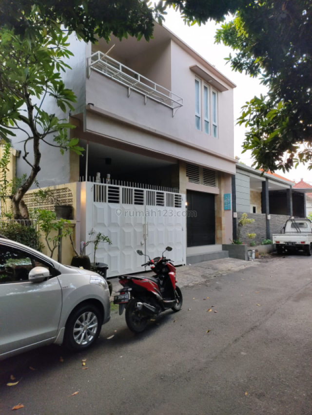 Rumah Minimalis +Usaha Laundry Di Taman Griya Jimbaran, Jimbaran, Badung