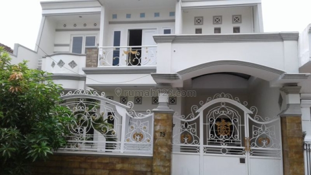 Rumah dalam Cluster Nirwana Eksekutif, Surabaya (MERR) P0103, Rungkut, Surabaya