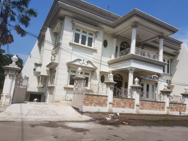 Rumah Mewah Beserta Perabot di Pondok Mutiara, Sidoarjo P0104, Sidoarjo, Sidoarjo