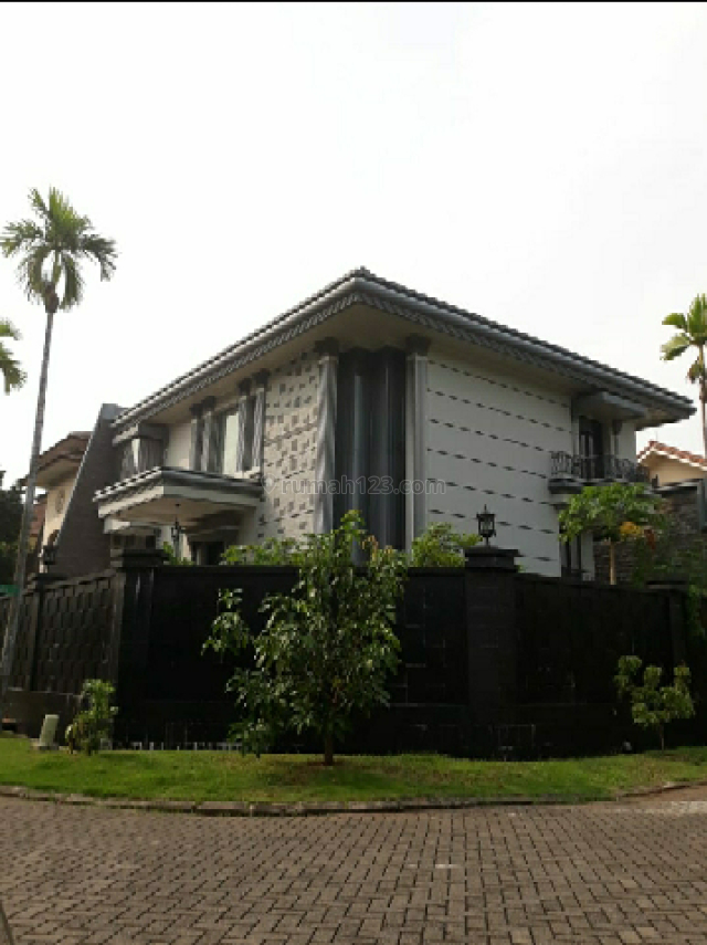 Rumah Hoek Minimalis Modern di Pantai Indah Kapuk, Pantai Indah Kapuk, Jakarta Utara
