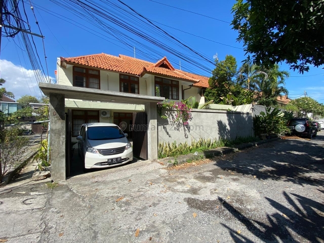 Rumah Cantik Pettitenget, Petitenget, Badung