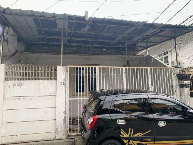 rumah lokasi strategis, Tanjung Duren, Jakarta Barat