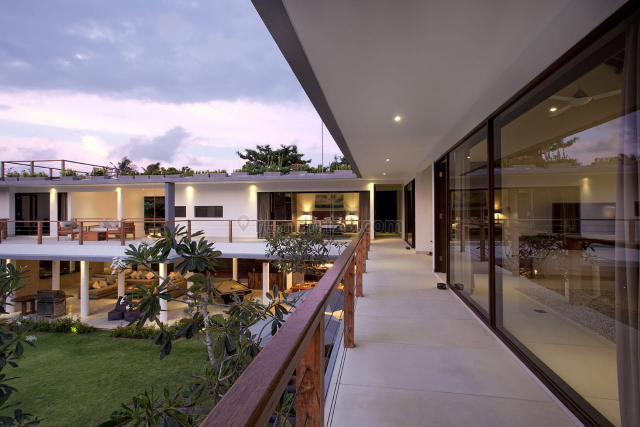 Beautiful Villa Walking Distance To Jimbaran Beach, Jimbaran, Badung