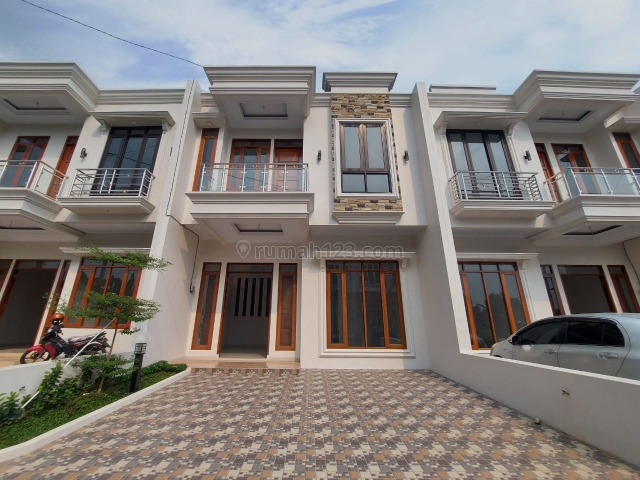 Rumah baru dalam komplek siap huni akses setrategis di jakarta selatan, Jagakarsa, Jakarta Selatan