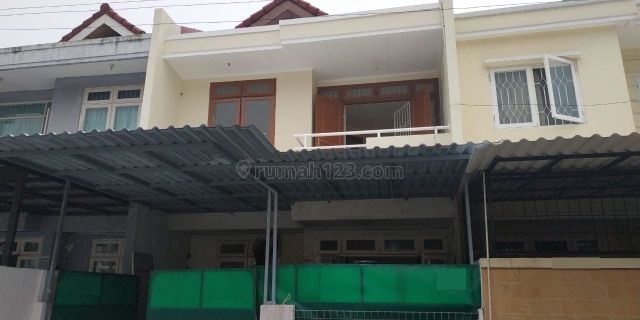 RUMAH DI TAMAN PALEM (HUB :THALITA 081280069222), Taman Palem, Jakarta Barat