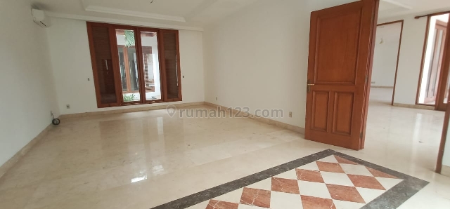 COMPOUND HOUSE AT PEJATEN LAND SIZE 1.230 SQM 5+1BR NICE HOUSE USE 4.500 PERMONTH, Pejaten, Jakarta Selatan