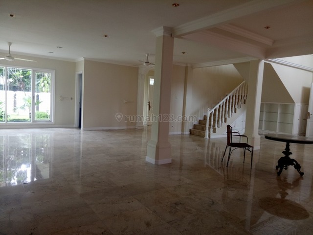 Classic modern house in Senopati “The price can be negotiable”, Senopati, Jakarta Selatan