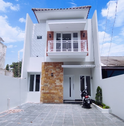Rumah baru 2lantai minmalis modern di jakarta selatan Jagakarsa, Jagakarsa, Jakarta Selatan
