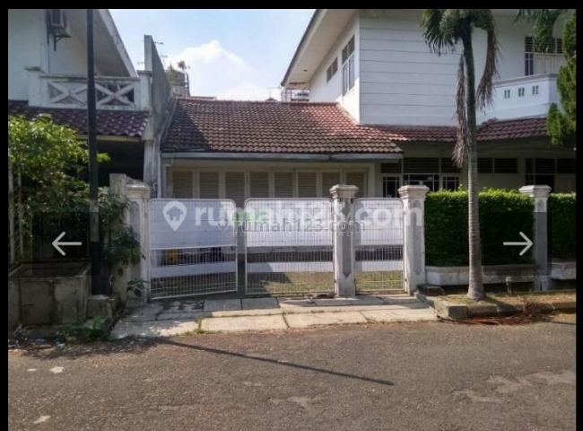 Rumah Nyaman LT 550/ LB 400 dalam Komplek Asri dan Luas di Lebak Bulus, Jakarta Selatan, Lebak Bulus, Jakarta Selatan