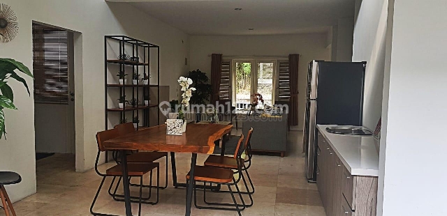 Rumah dalam Cluster Senayan LT/B; 160/200 Bintaro, Sektor 9, Bintaro, Jakarta Selatan