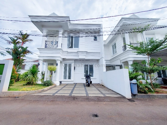 Rumah Baru Dalam Cluster Siap Huni Strategis Di Pejaten Barat Jakarta Selatan, Pejaten, Jakarta Selatan