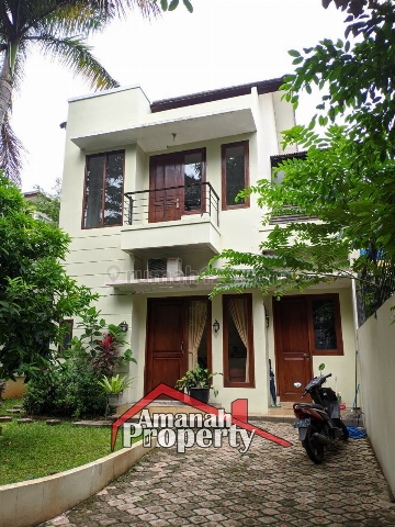 Rumah Mewah Terawat 2 Lantai Luas Pinggir Jalan Utama Murah Kebagusan Pasar Minggu Jakarta Selatan, Pasar Minggu, Jakarta Selatan
