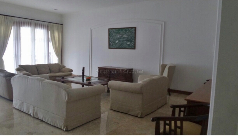 Nice and Spacious 3BR House With Pool @ Jl Jeruk Purut - Cilandak, Cilandak, Jakarta Selatan