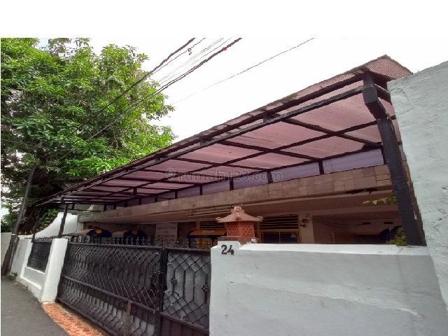 RUMAH DI TEBET (HUB :KURNIAWAN 081280069222), Tebet, Jakarta Selatan