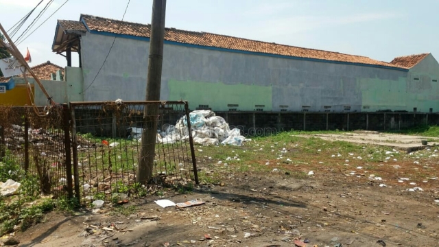 kavling pinggir jalan narogong gunung putri, Cileungsi, Bogor