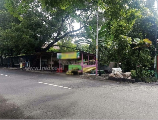 Tanah tengah kota, cocok dijadikan food court, Banjarsari, Solo