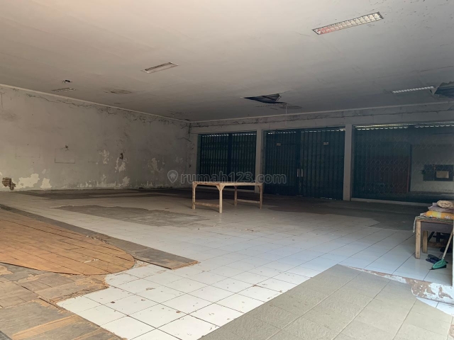tanah langka nol jalan raya tunjungan, Tunjungan, Surabaya