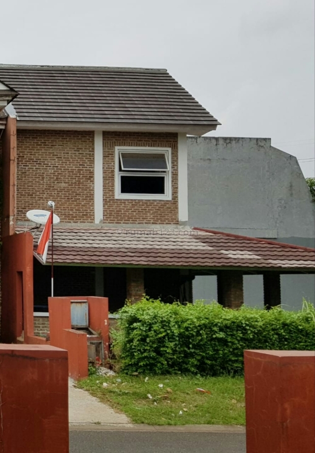 Tanah di Hoek, di DUKUH BIMA, dekat Tol Grand Wisata, Bekasi, 337 m2, SHM. Cocok untuk rumah tinggal., Grand Wisata, Bekasi