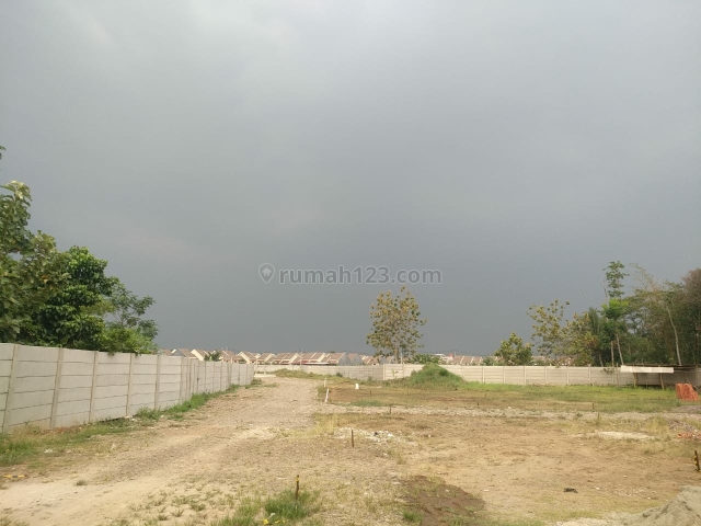 Lahan Kavling Fasilitas Kolam Renang, BSD City, Tangerang