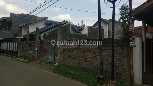 Tanah siap bangun, di sayap Moch Toha, Moch Toha, Bandung