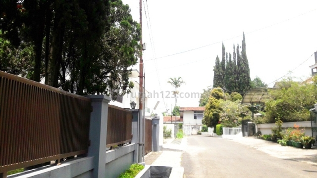 Tanah Luas di Setiabudi Indah Kota Bandung Hadap Barat Harga Oke bisa Nego, Setiabudi, Bandung