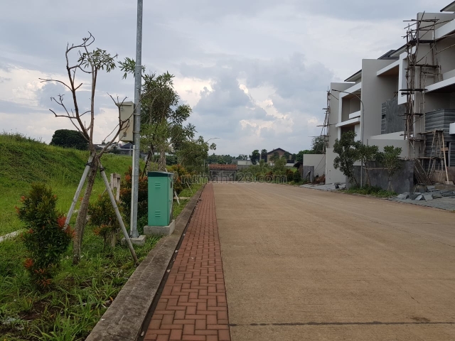 Tanah Luas di Setra Duta Dago Kota Bandung Harga Oke bisa Nego, Setra Duta, Bandung