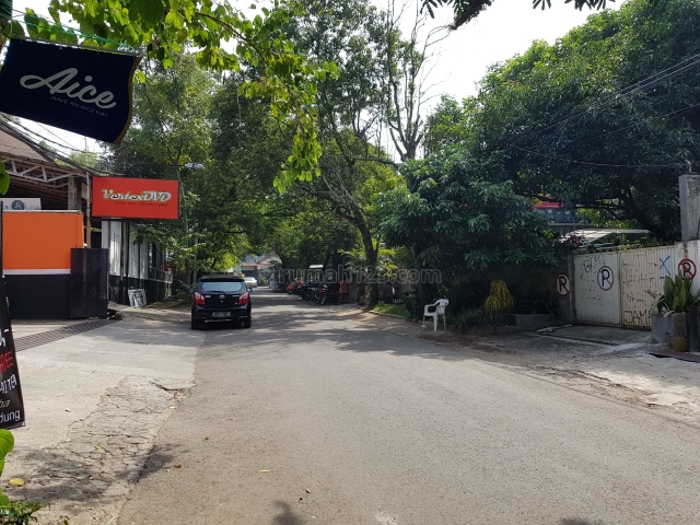 Tanah Luas di Flores Kota Bandung Hadap Utara Harga Oke bisa Nego, Dago, Bandung