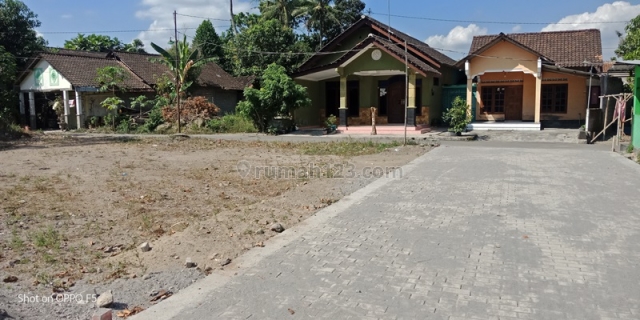 Tanah Selatan Jl. Raya Jogja-Solo Akses Dekat Jalan Raya :SHMP, Prambanan, Klaten