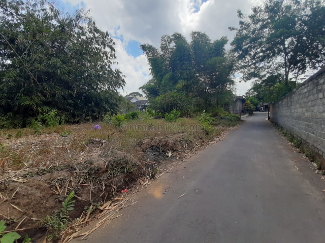 Tanah Area Kampus UII Dekat Jalan Raya Cocok untuk Kos: Diskon 25%, Ngaglik, Sleman
