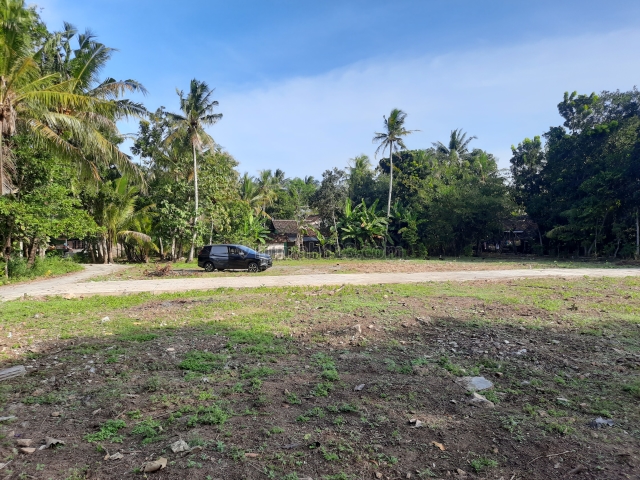 Tanah MUrah Selatan Jl. Raya Wates-Purworejo Dekat Bandara YIA :SHMP, Wates, Kulon Progo