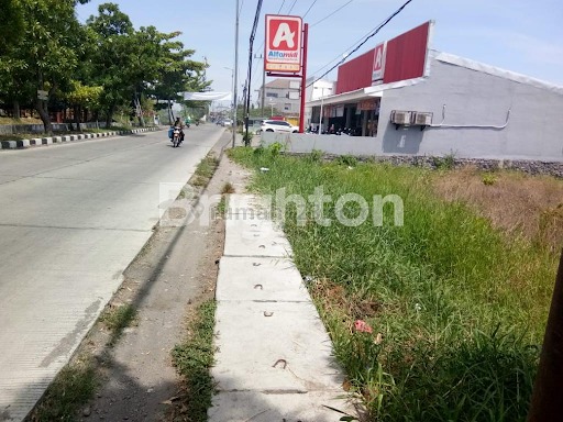 Tanah 0 jalan raya Kepulungan Sedati Sidoarjo cocok untuk usaha Indomaret, Pujasera, Toko, Depot Makanan, Depot air isi ulang, Warkop, Laundry, Service motor dll, Sedati, Sidoarjo