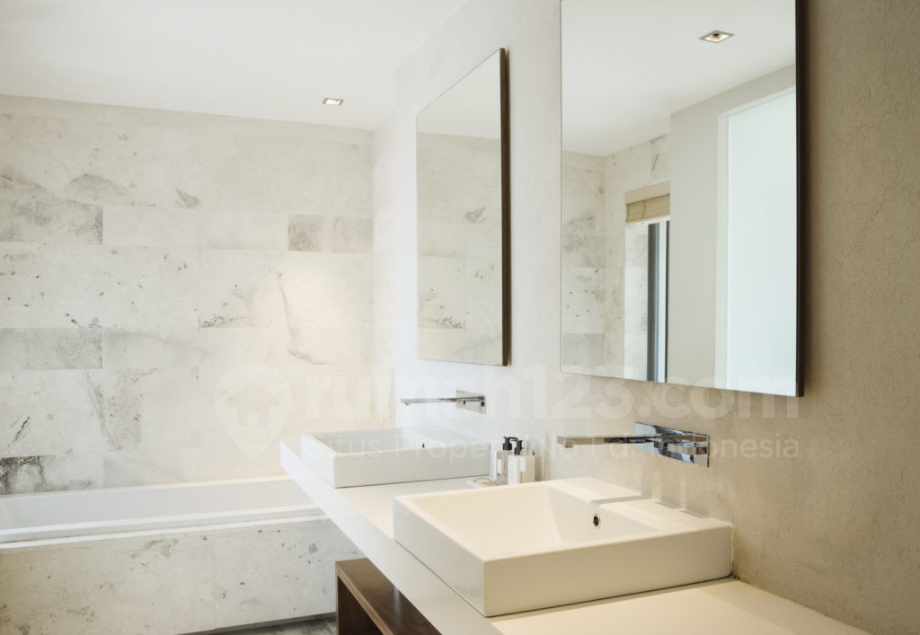 kamar mandi kecil - rumah123.com