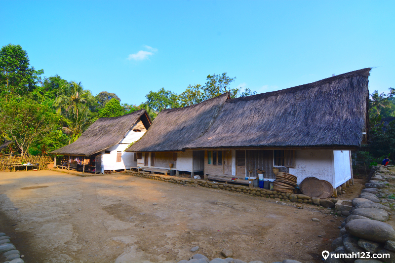 Rumah Adat Jawa Barat Tradisional