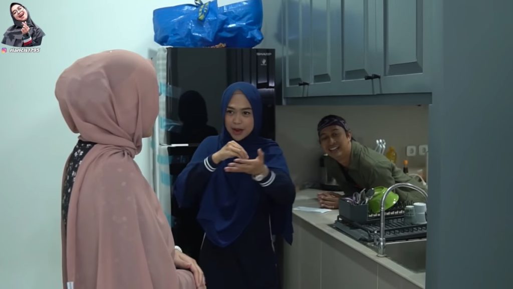 rumah putri delina