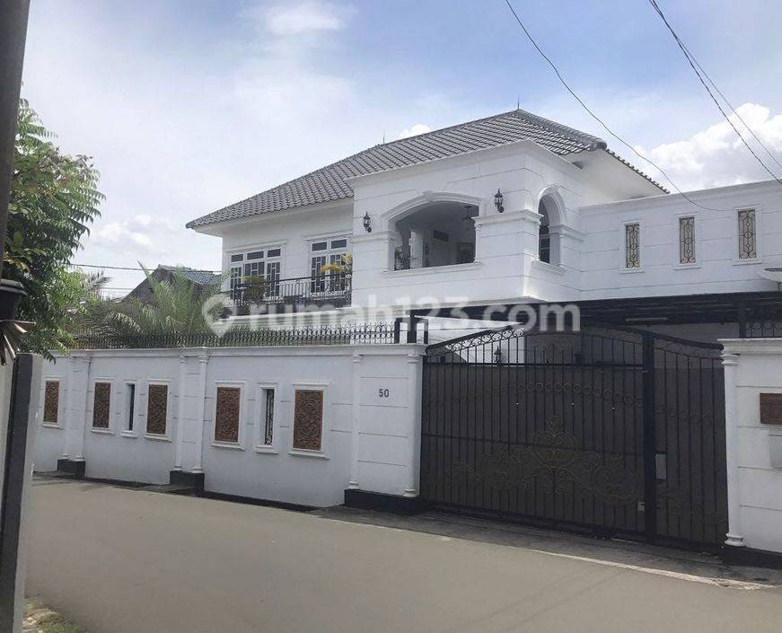 rumah 2 lantai di kemang 2